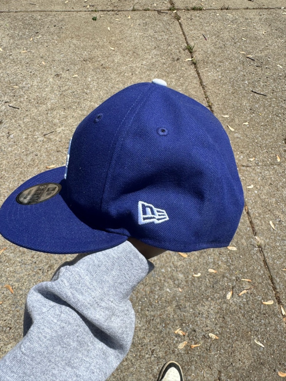 New Era LA Dodgers Royal Blue Snapback Hat with White Logo - Picture 2 of 7